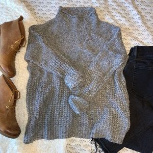AMERICAN EAGLE OUTFITTERS Sweater